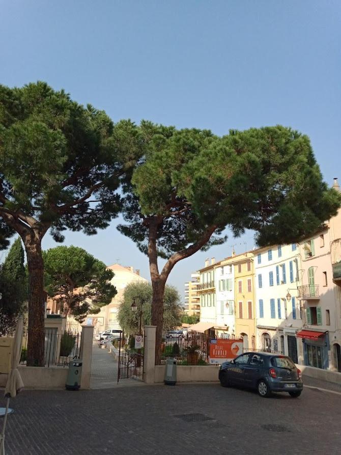 Proche du Palais des Festivals et de la Plage-petits prix car ménage fait par le voyageur Cannes Extérieur photo
